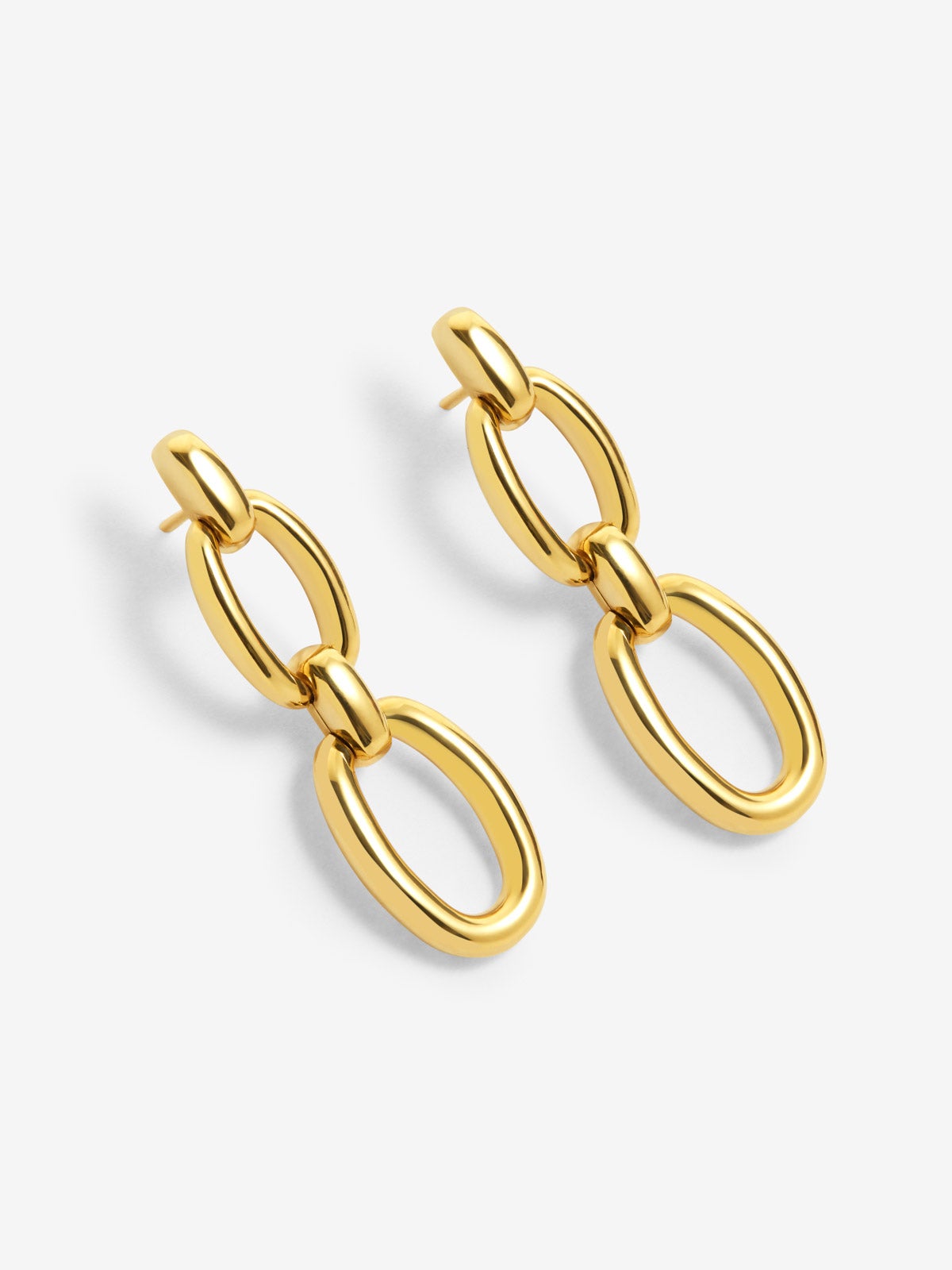 Pendientes cortos de eslabones de oro amarillo de 18K
