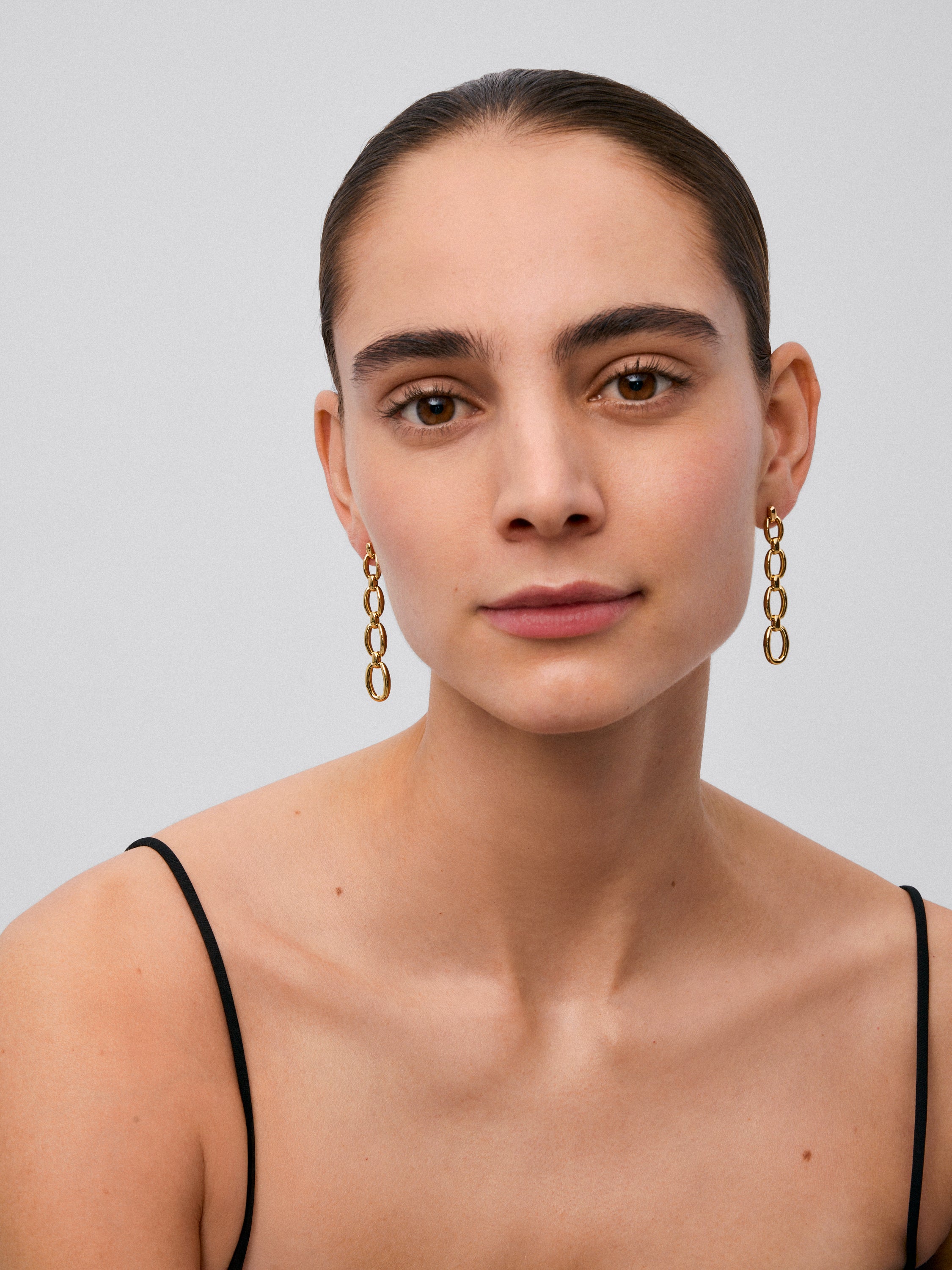 Pendientes largos de eslabones de oro amarillo de 18K