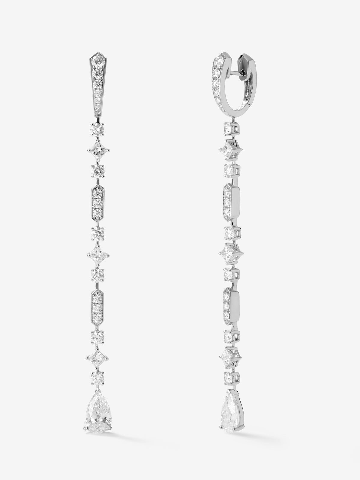 Pendientes de Alta Joyería en oro blanco de 18K con diamantes