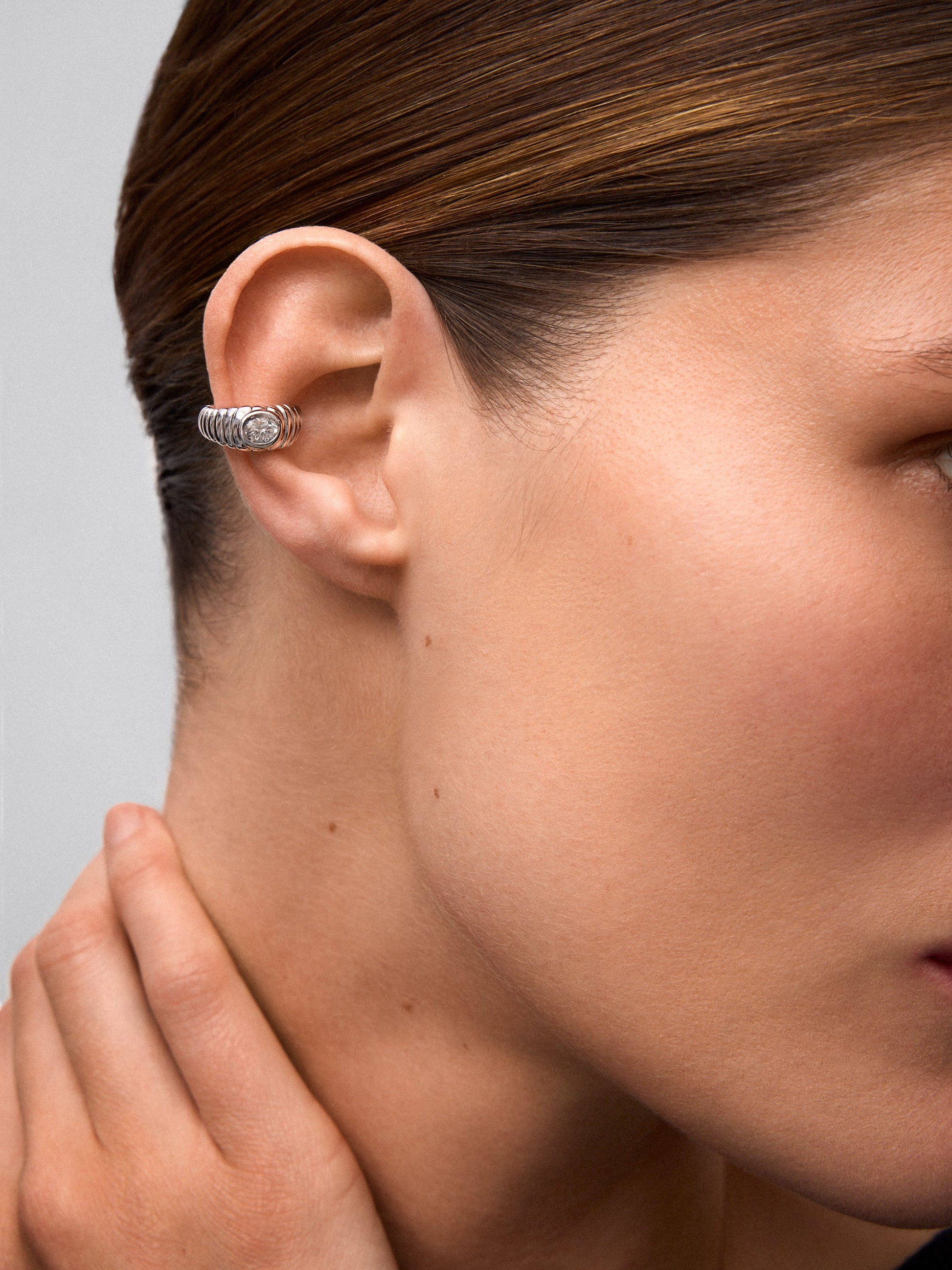 Earcuff de plata 925 con amatista verde