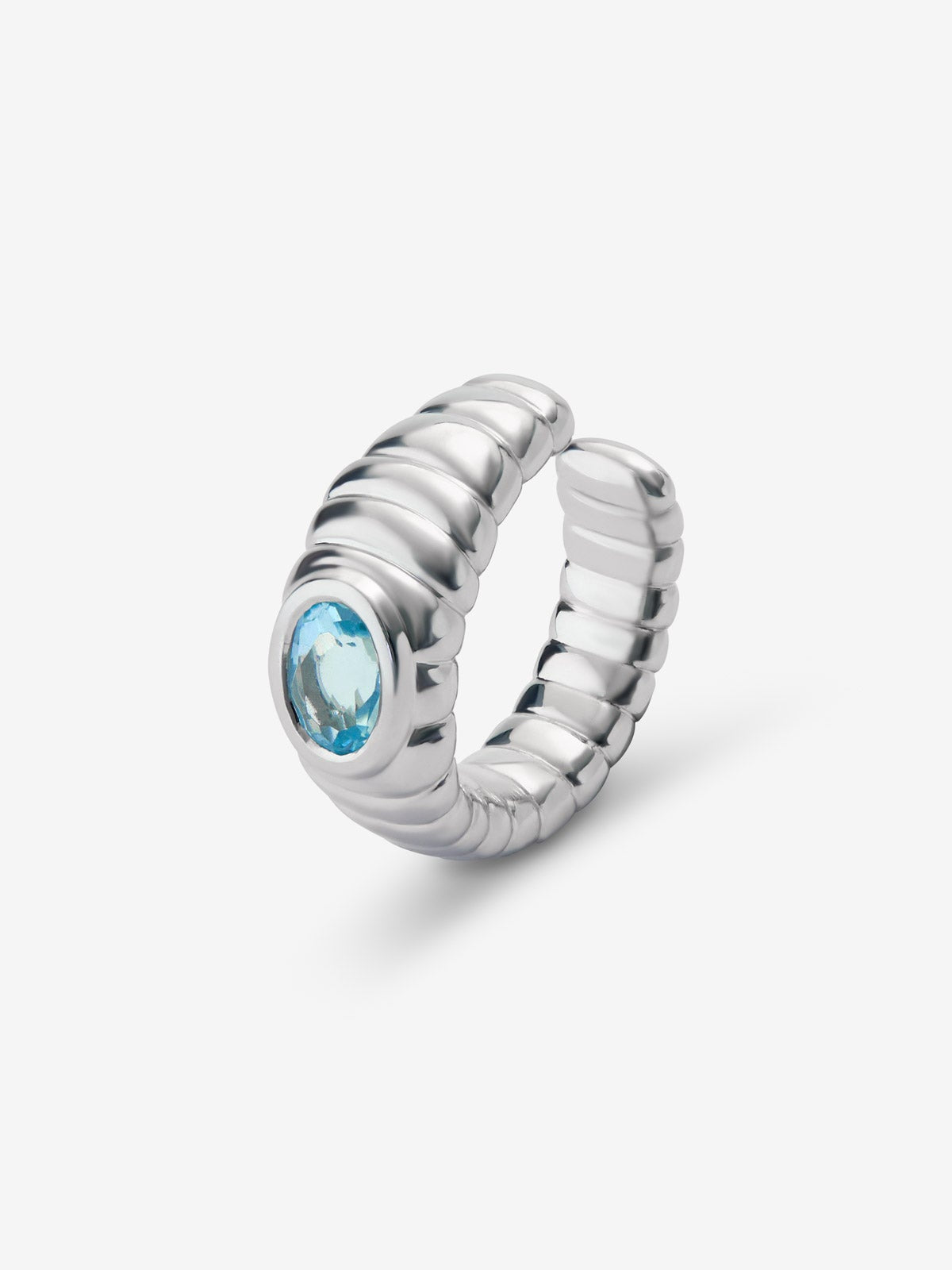 Earcuff de plata 925 con topacio azul sky