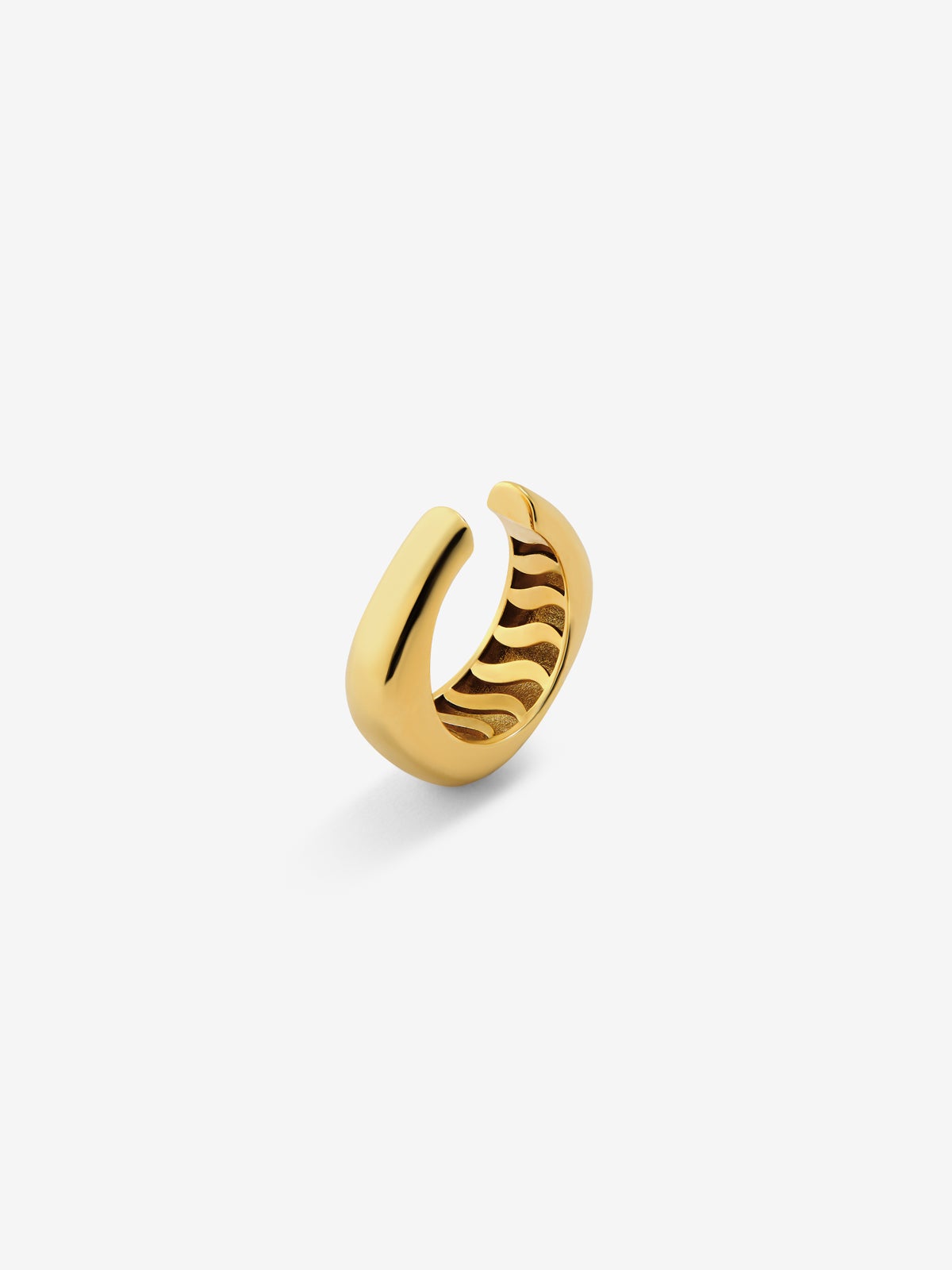 Earcuff de oro amarillo de 18K con diamante en talla brillante de 0,01 cts