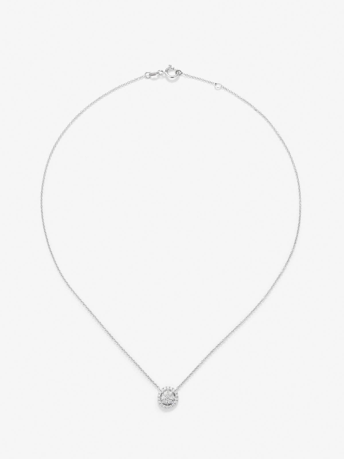 Colgante de oro blanco de 18K con 25 diamantes en talla brillantes con un total de 0,31 cts