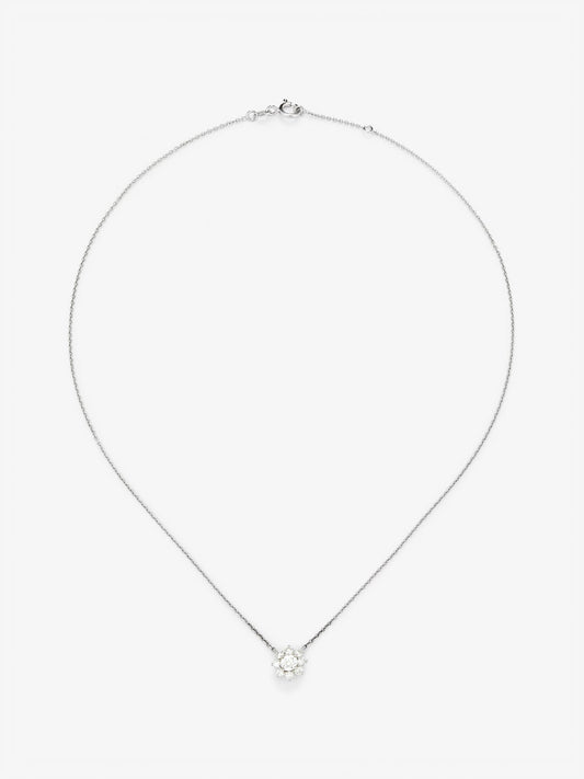 Colgante cadena flor de oro blanco de 18K con diamantes solitario y orla de diamantes
