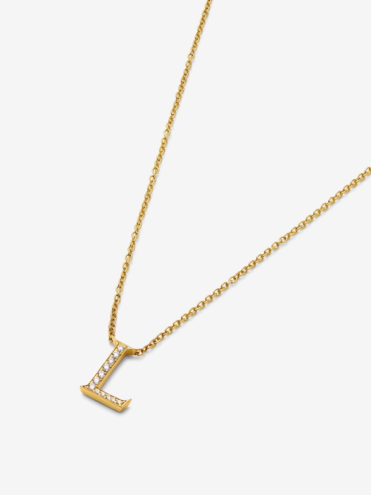 Colgante de oro amarillo de 18K con letra L y 12 diamantes en talla brillante con un total de 0,07 cts
