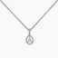 Colgante de oro blanco de 18K con diamante central en talla pera de 0,16 cts y 21 diamantes en talla brillante con un total de 0,09 cts