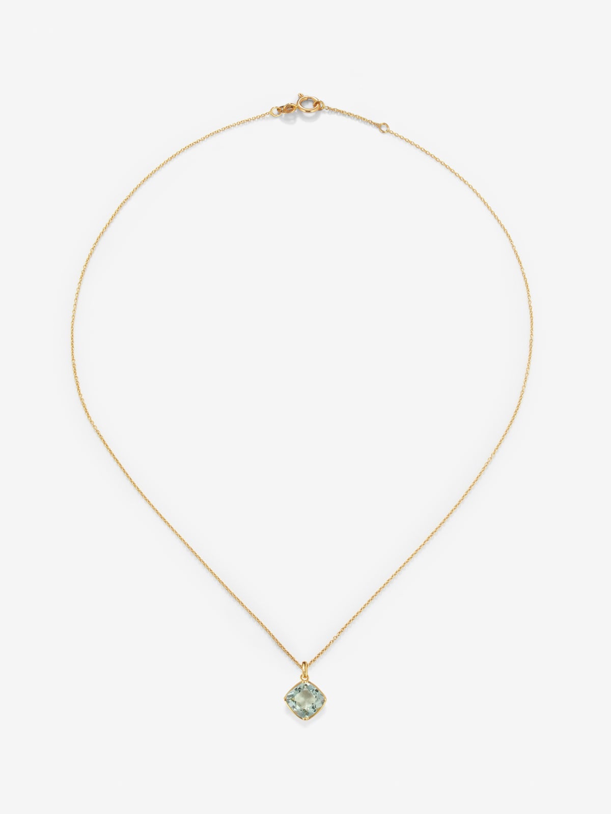 Colgante cadena de oro amarillo de 18K con amatista verde