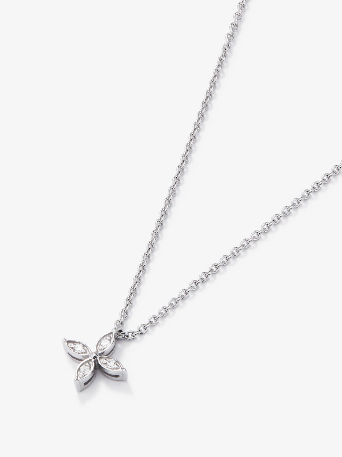 Colgante cadena de oro blanco de 18K con diamante