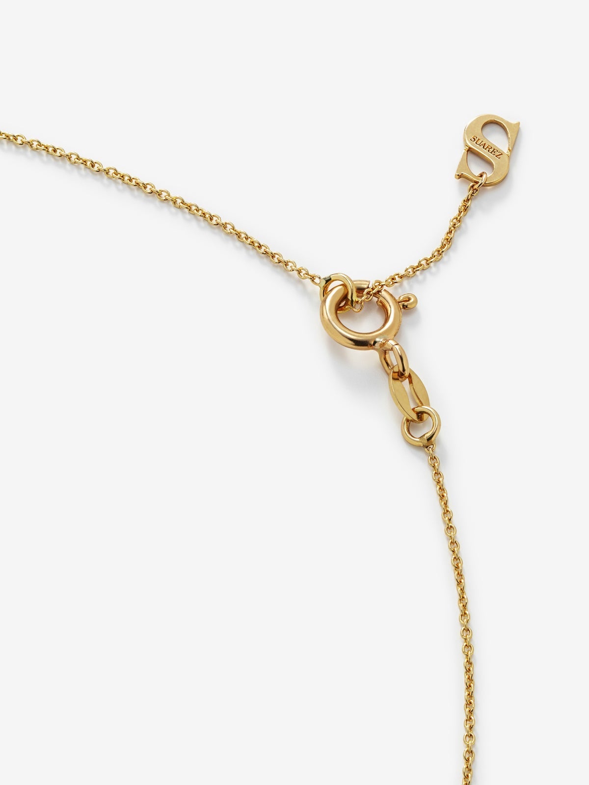 Colgante cadena de oro amarillo de 18K con esmeralda y diamantes
