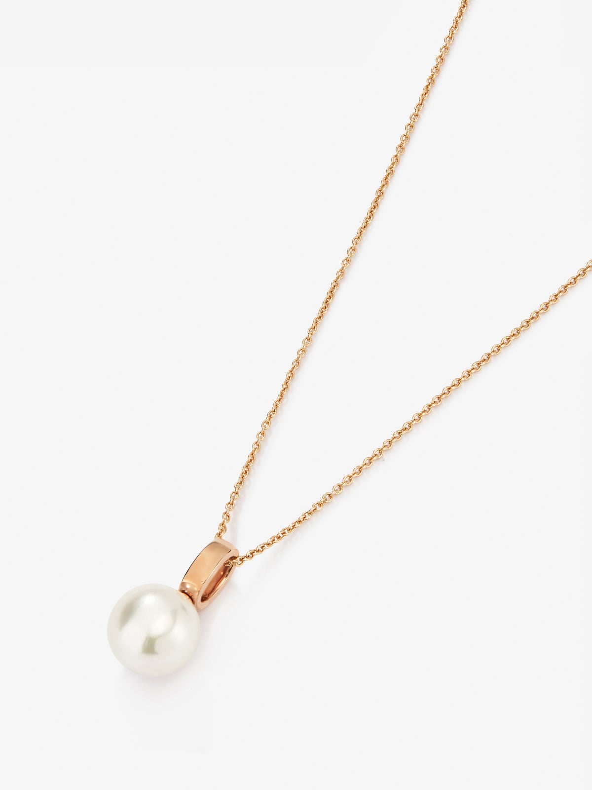 Colgante de cadena de oro rosa de 18k con perla akoya de 8,5 mm