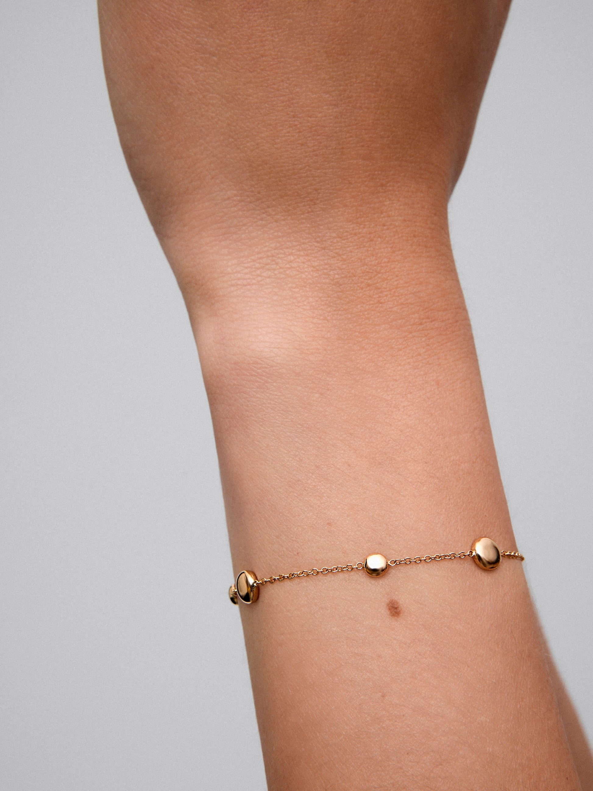 Pulsera de oro rosa de 18K