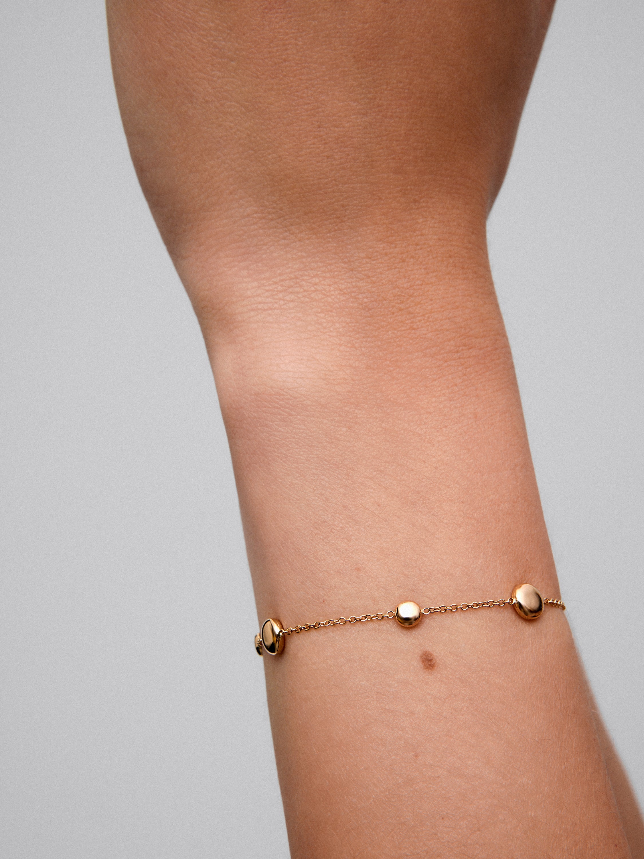 Pulsera de oro rosa de 18K