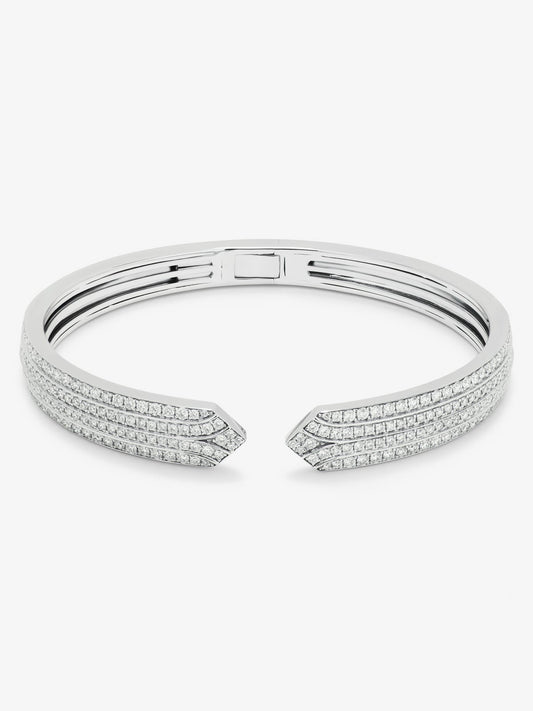 Pulsera rigida abierta de oro blanco de 18K con diamante
