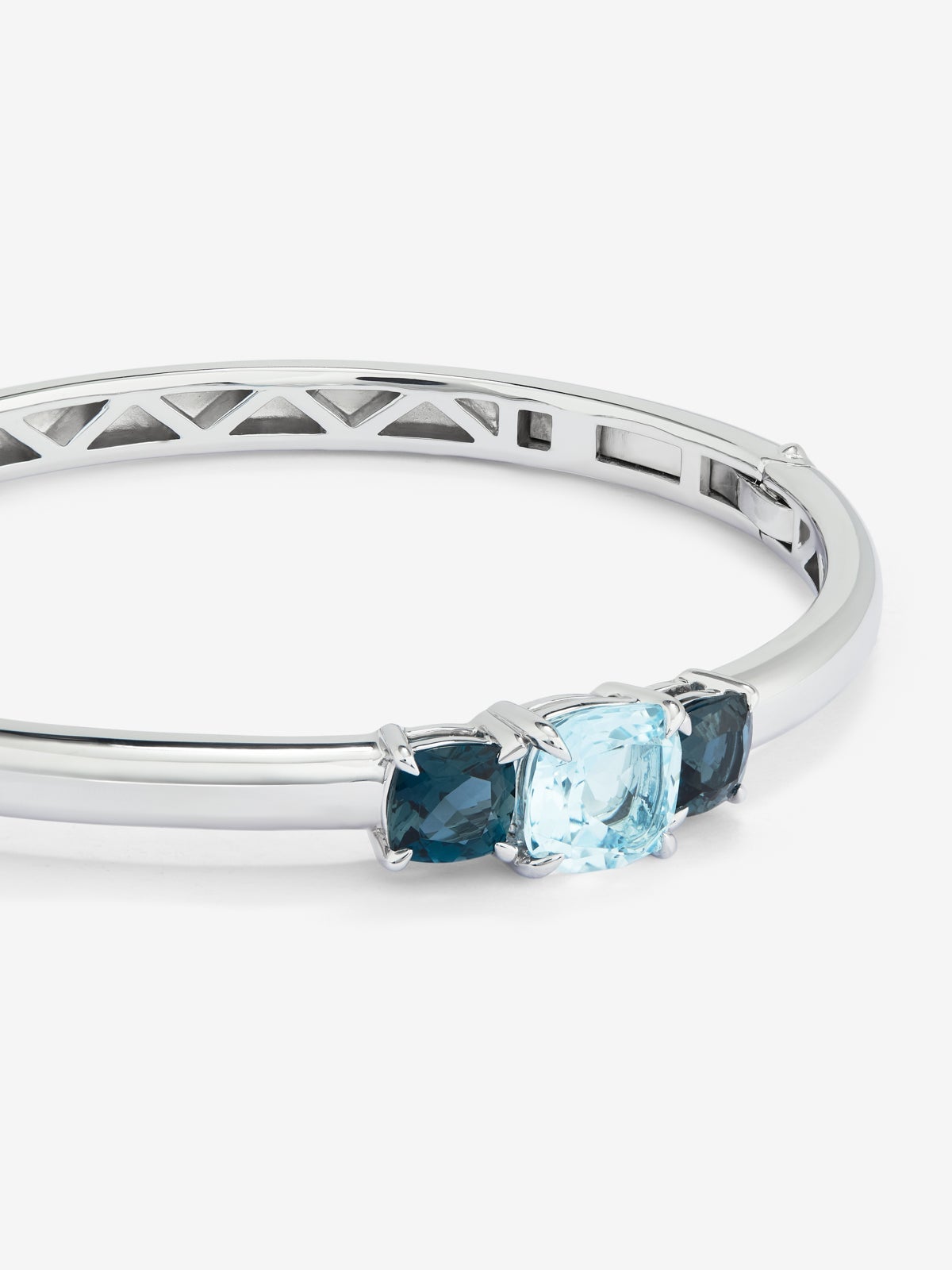 Pulsera rígida de plata 925 con topacios