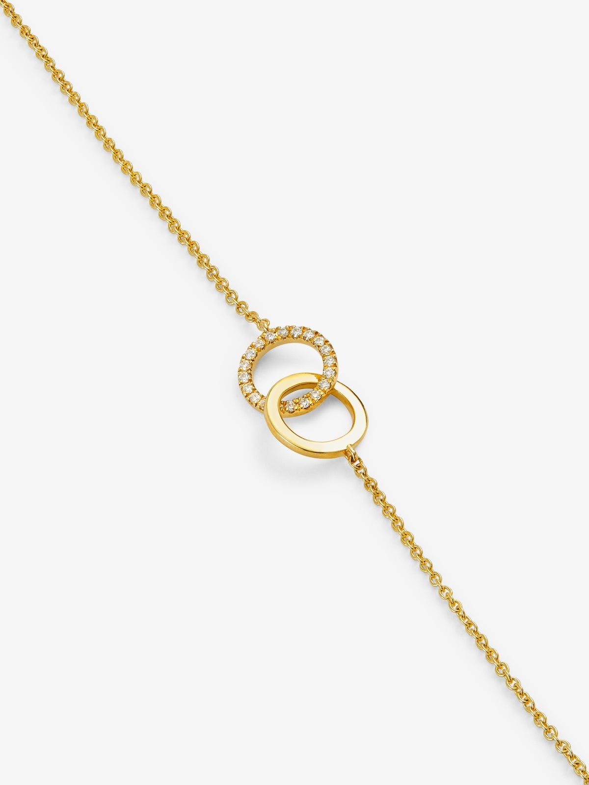 Pulsera cadena de oro amarillo de 18K con pavé de diamantes en talla brillante