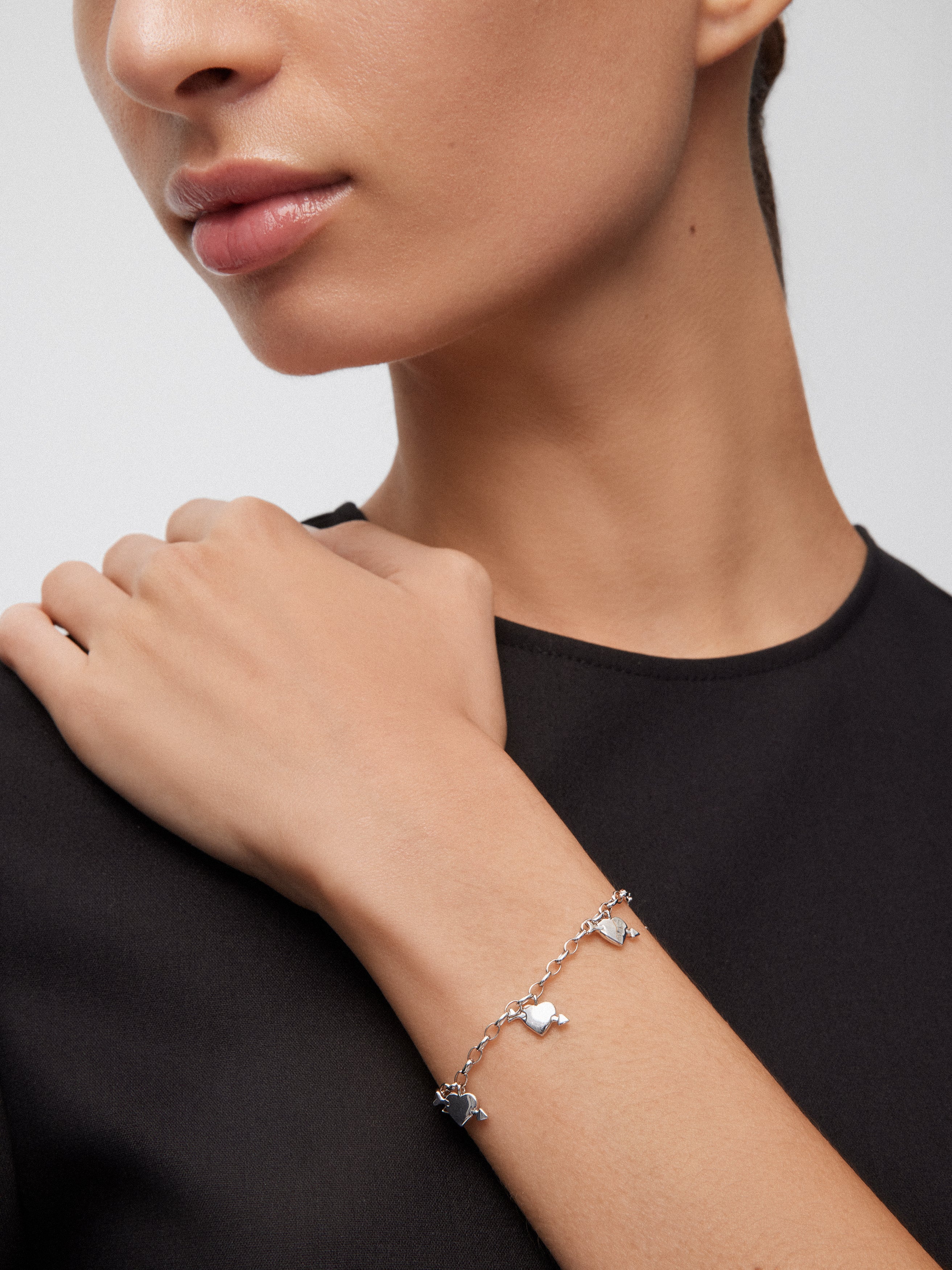 Pulsera de plata 925 con 7 diamantes en talla brillante con un total de 0,05 cts