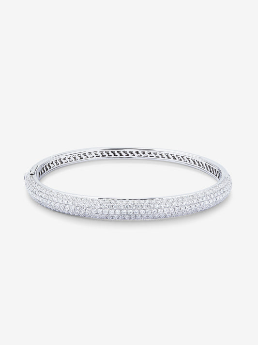 Rigid half -cane bracelet 18k white with diamond paw