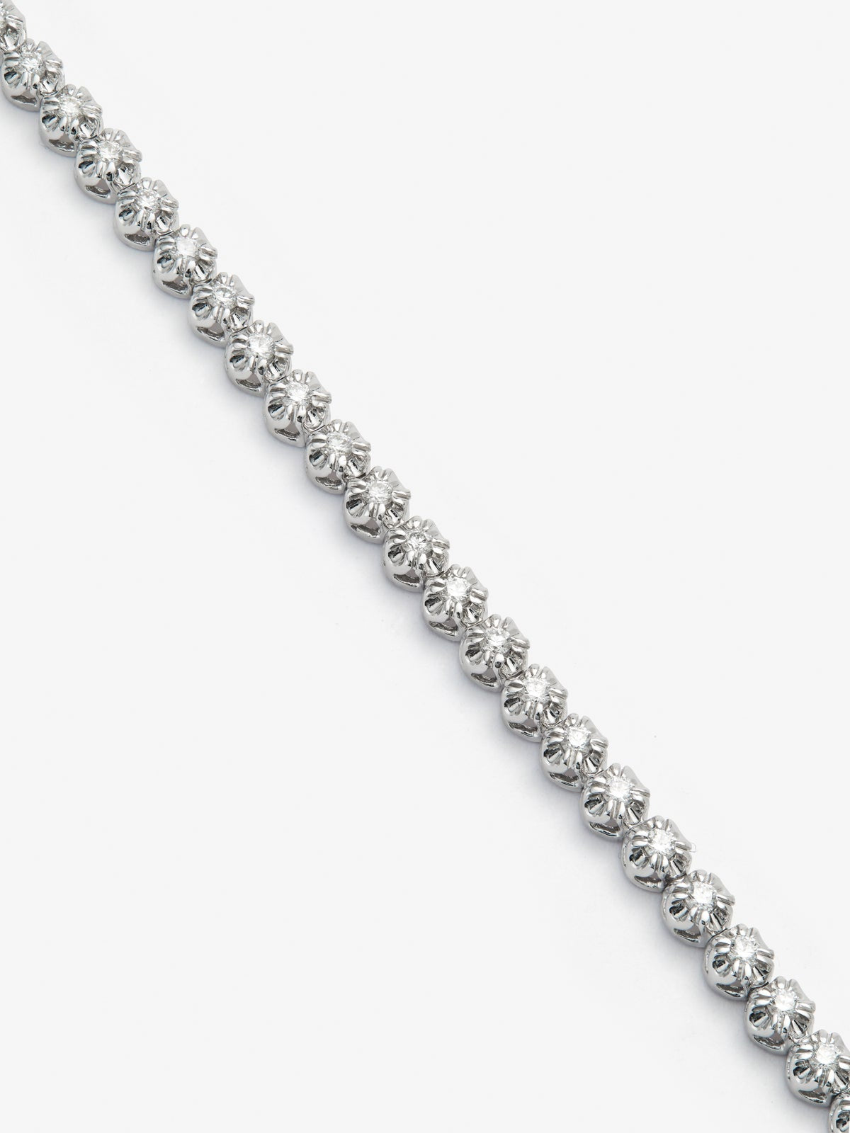 Pulsera rivière de oro blanco de 18K con diamantes en talla brillante de 0,2 cts
