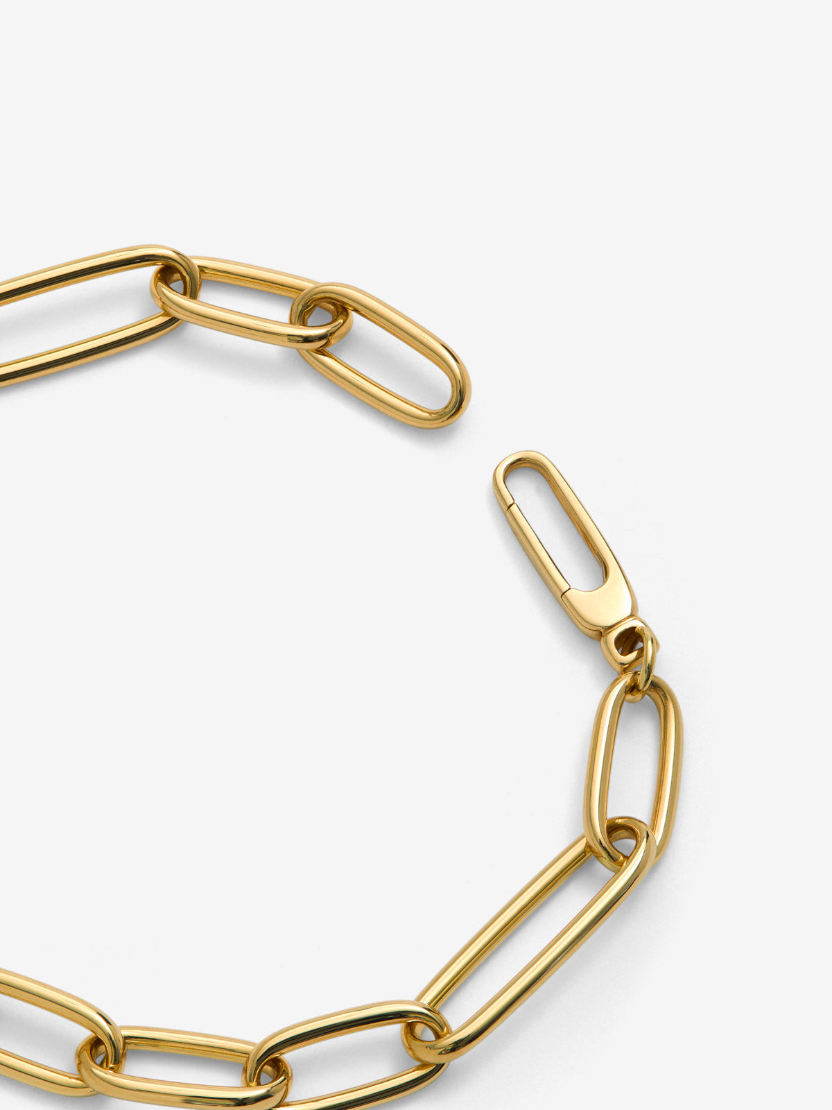 Medium link bracelet made of 18K yellow gold