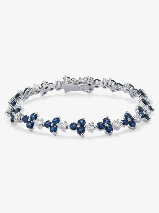 Pulsera rivière de oro blanco de 18K con zafiros azules en talla brillante de 6,62 cts y diamantes blancos en talla brillante de 2,85 cts