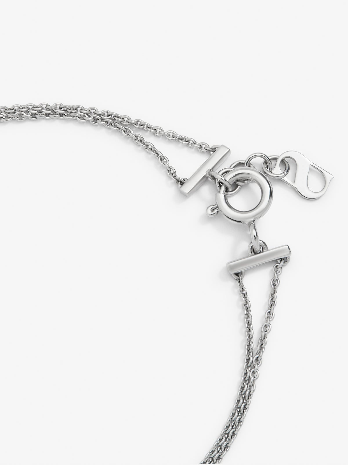 Pulsera de oro blanco de 18K con diamantes blancos en talla brillante de 0,16 cts