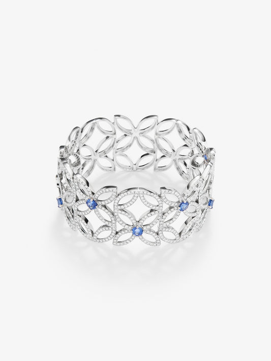 Pulsera de oro blanco de 18K con zafiros azules en talla brillante de 3,5 cts y diamantes blancos en talla brillante de 5,12 cts