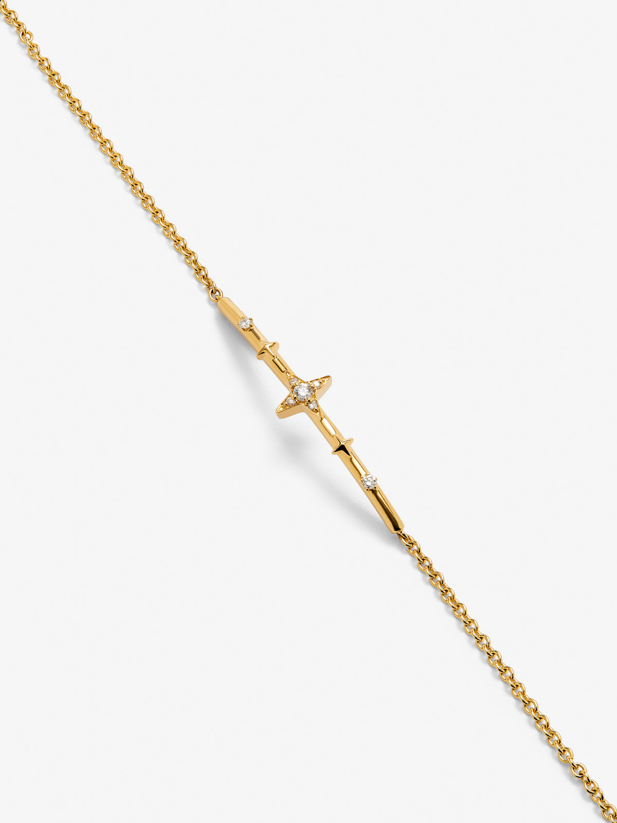 Pulsera de oro amarillo de 18K con 7 diamantes en talla brillante con un total de 0,08 cts