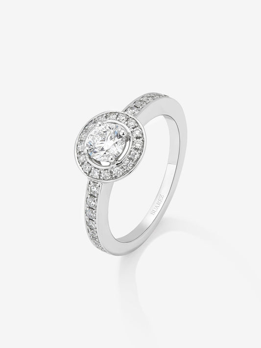 Anillo solitario de compromiso de oro blanco de 18kt con diamante central de 0,50cts
