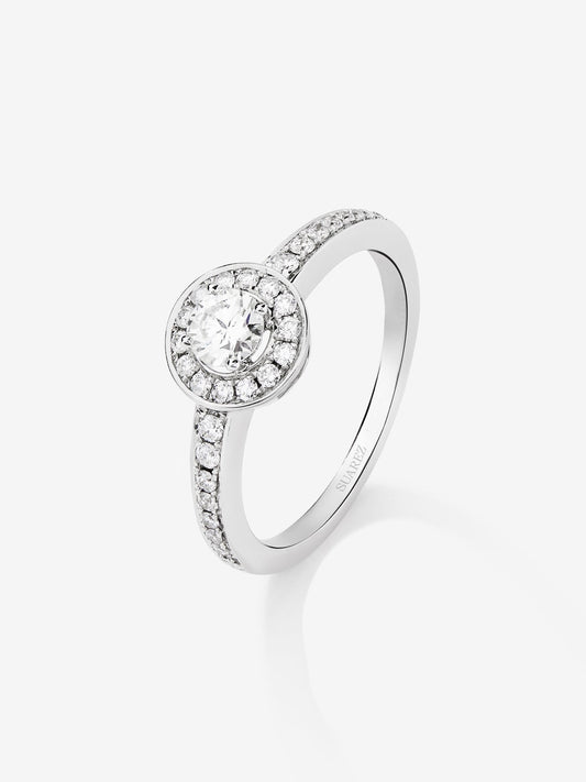 Anillo solitario de compromiso de oro blanco de 18kt con diamante central de 0,20cts