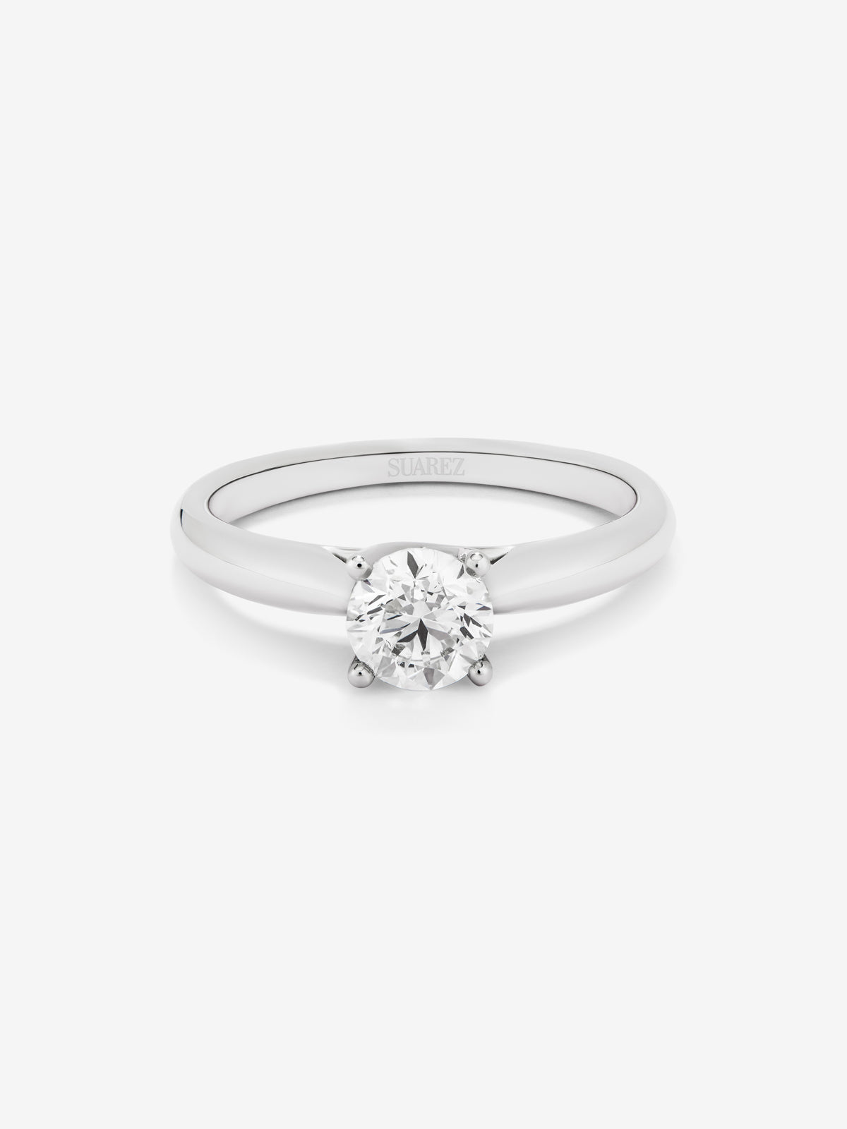 Solitario de compromiso de oro blanco de 18K con diamante central de 0,50 quilates