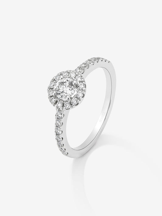 Anillo solitario de compromiso de oro blanco de 18K con diamantes