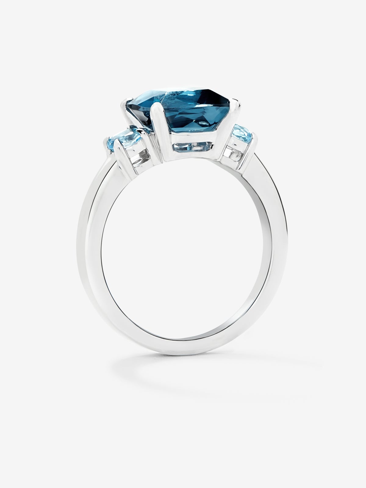 Anillo tresillo de plata 925 con topacios