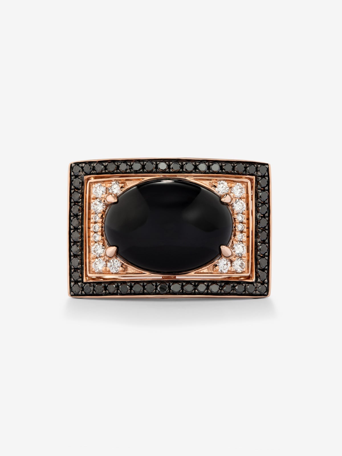 Anillo de oro rosa de 18K con ónix de 5,06 cts, 18 diamantes blancos en talla brillante con un total de 0,18 cts y 50 diamantes negros en talla brillante con un total de 0,42 cts