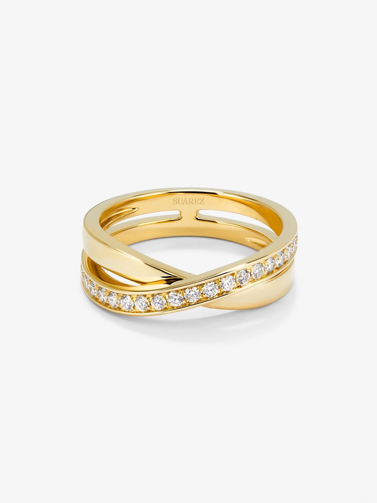 Anillo cruzado de oro amarillo de 18K con 20 diamantes en talla brillante con un total de 0,29 cts