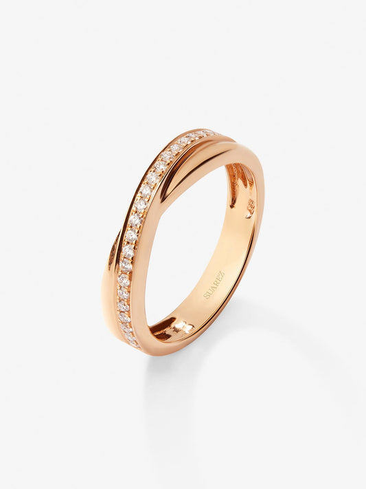 Anillo cruzado de oro rosa de 18K con 23 diamantes en talla brillante con un total de 0,18 cts