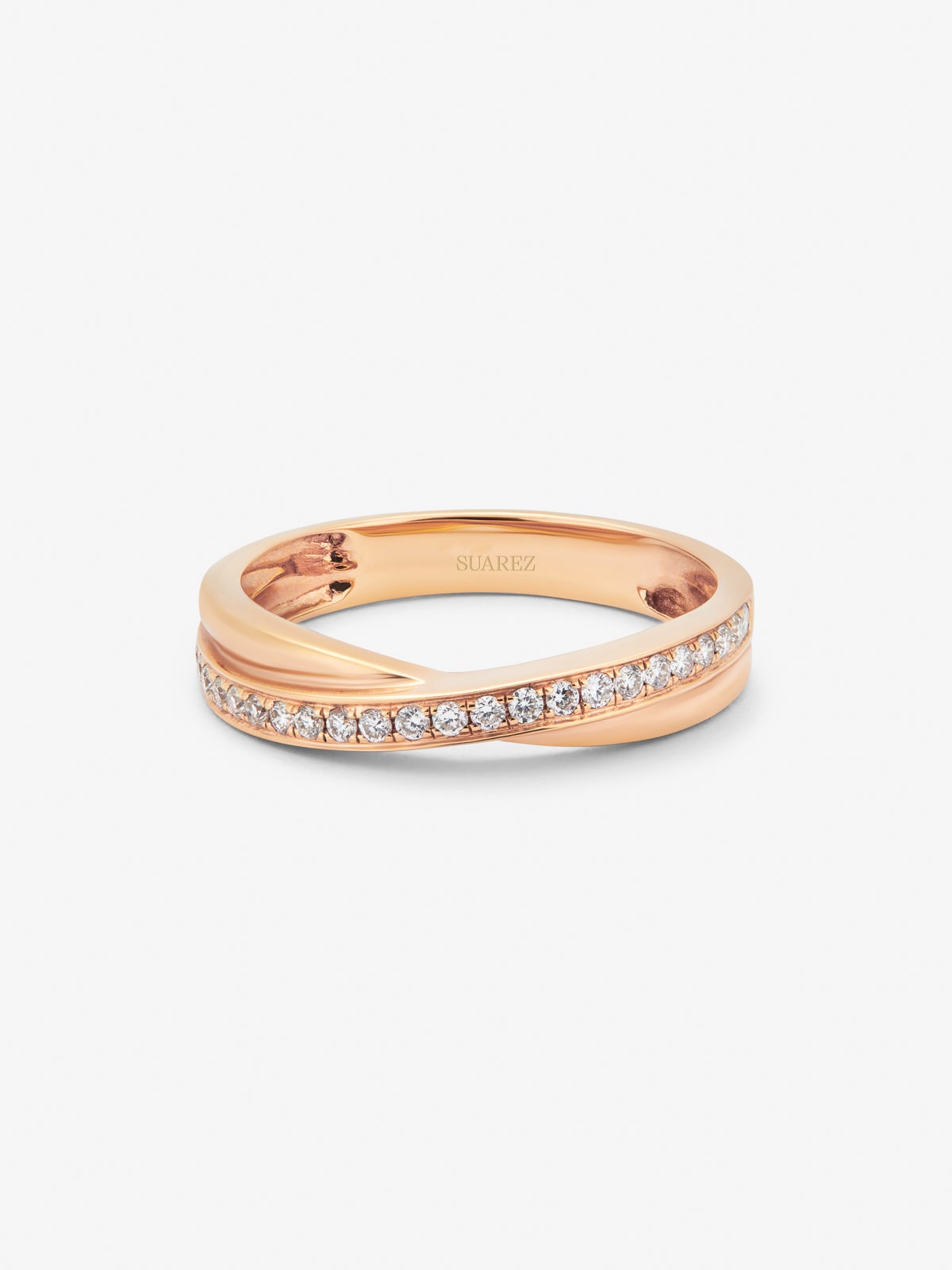 Anillo cruzado de oro rosa de 18K con 23 diamantes en talla brillante con un total de 0,18 cts