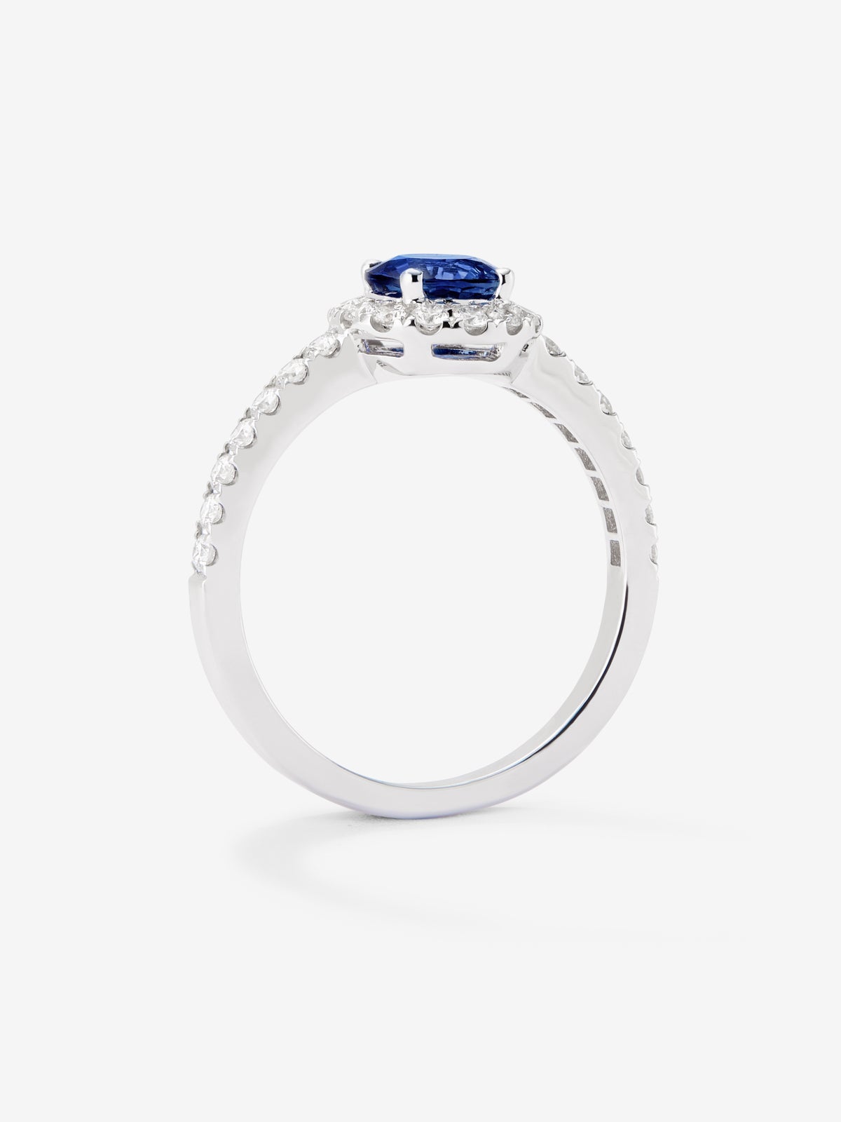 Anillo de oro blanco 18K con zafiro azul