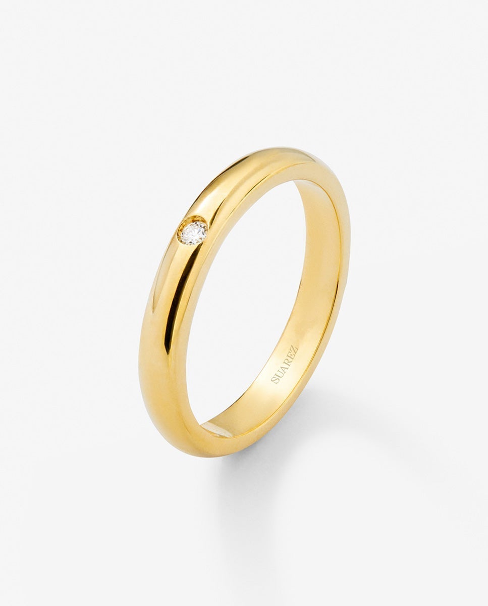 Alianza de oro amarillo de 18K con diamante en talla brillante de 0,03 cts