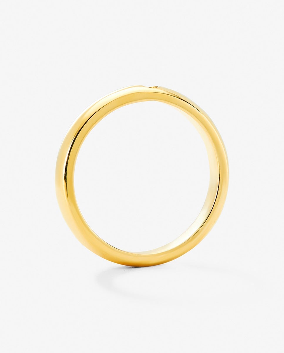 Alianza de oro amarillo de 18K con diamante en talla brillante de 0,03 cts