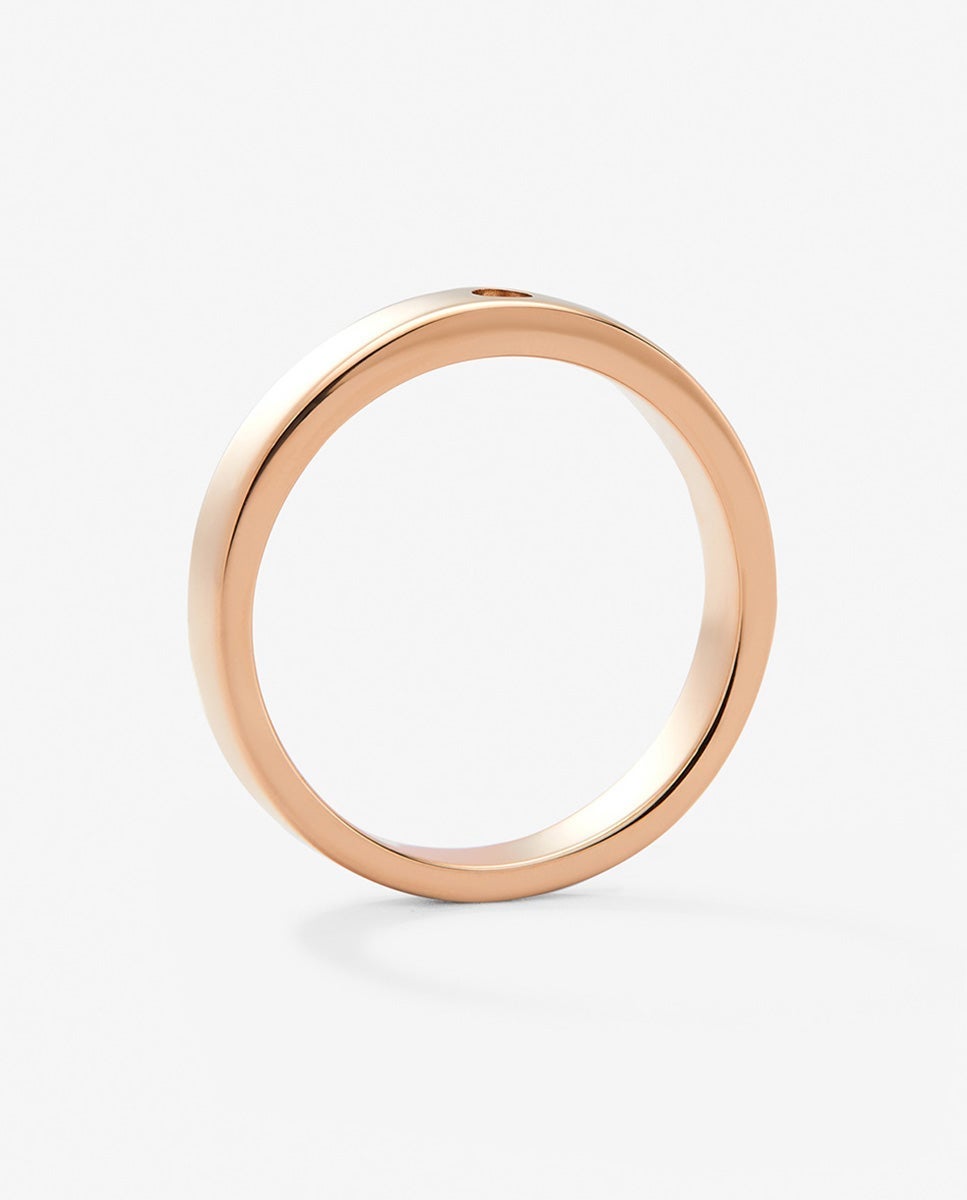 Alianza de oro rosa de 18K con diamante en talla brillante con un total de 0,03 cts