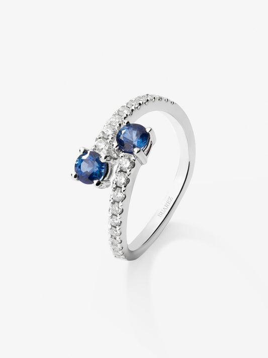 Anillo Tú y Yo de oro blanco de 18K con zafiros 0,752 cts y diamantes 0,195 cts
