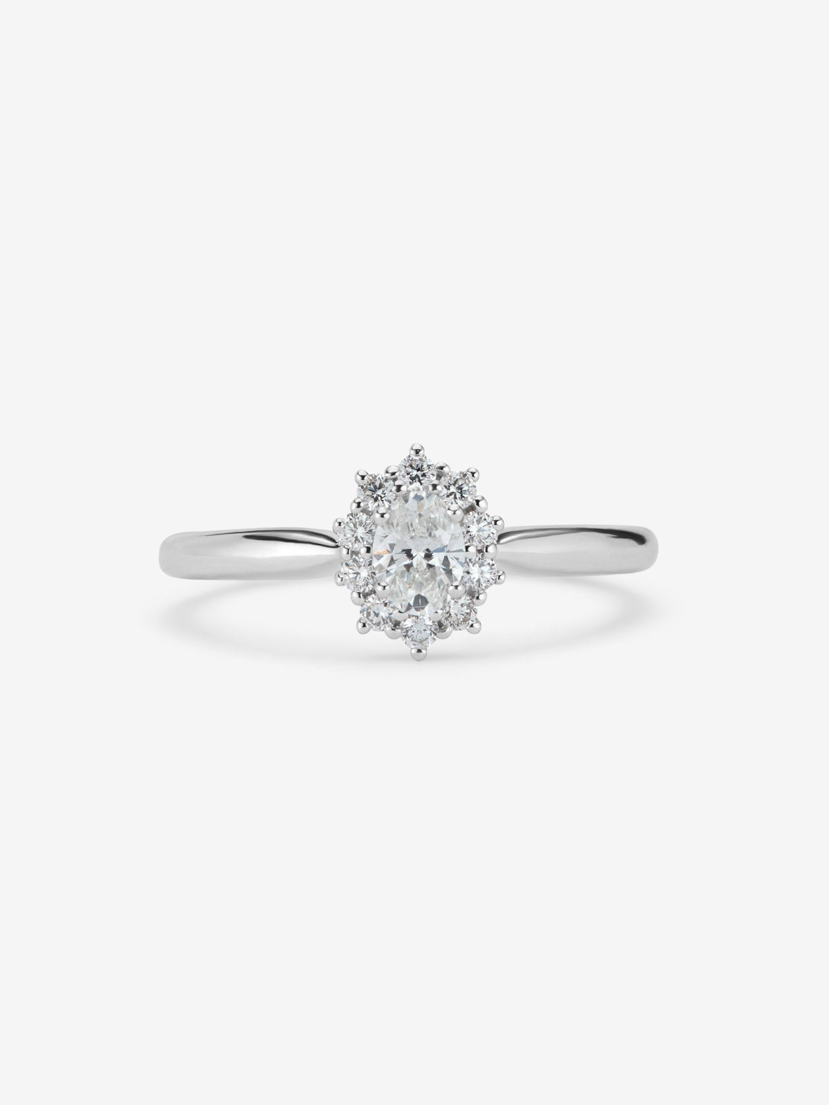 Anillo solitario de oro blanco de 18K con diamante en talla brillante de 0,3 cts