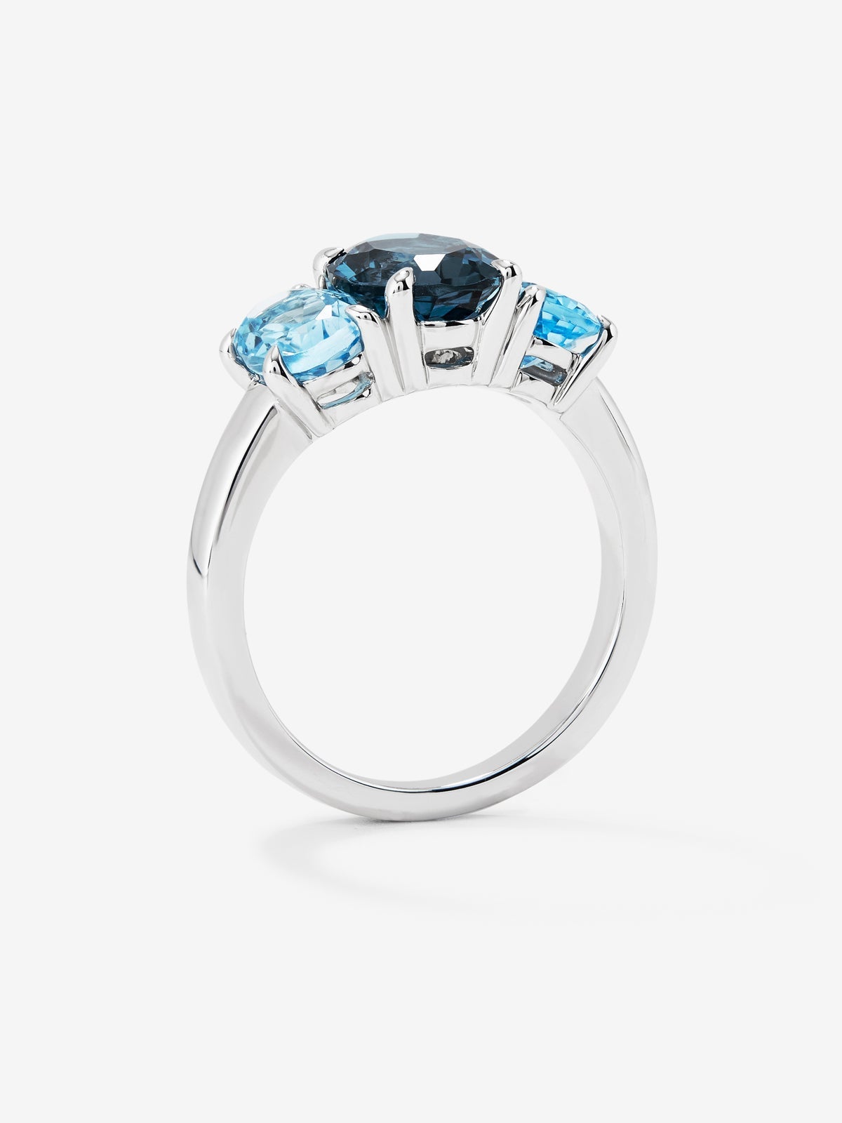 Anillo tresillo de plata 925 con topacios