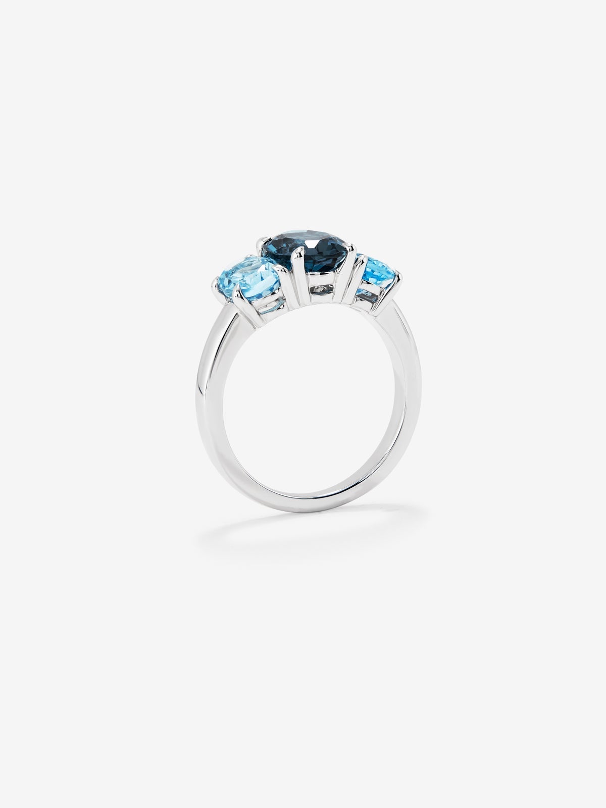 Anillo tresillo de plata 925 con topacios