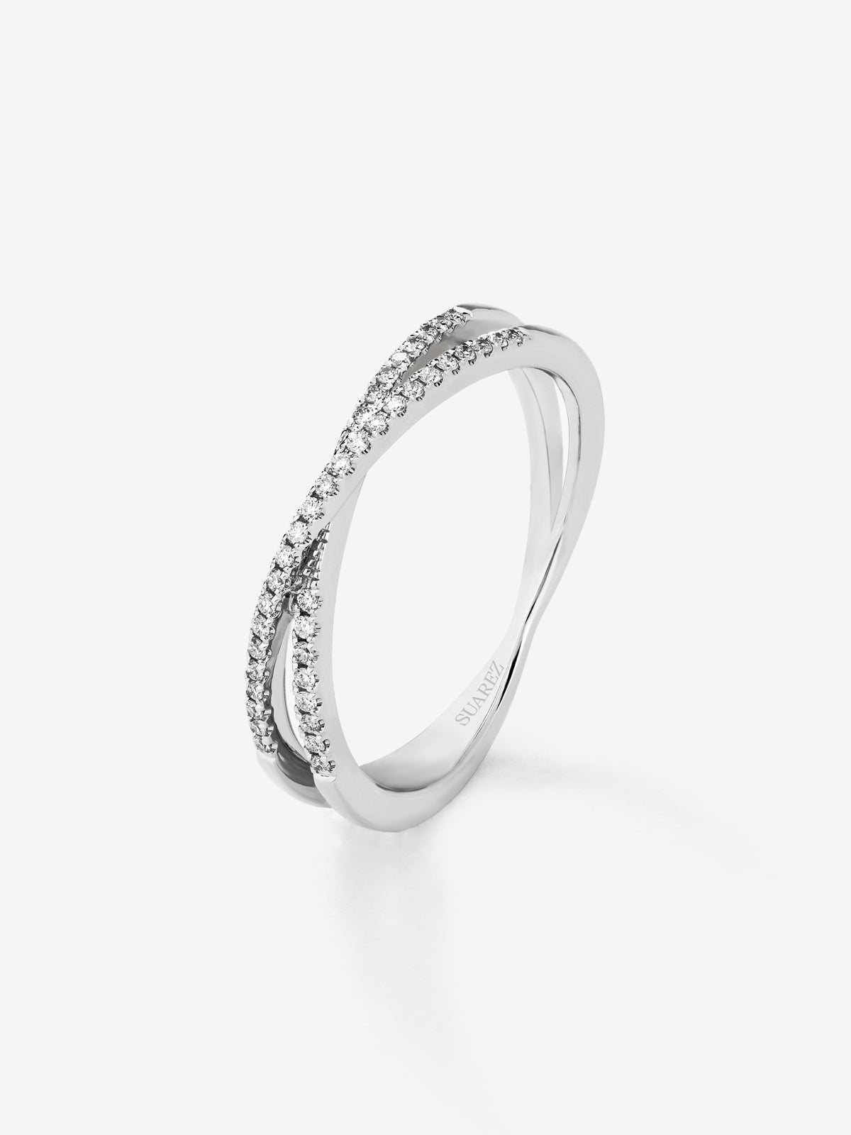 Anillo doble de oro blanco de 18K de diamantes