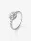 Anillo de oro blanco de 18K con orla de diamantes en pavé
