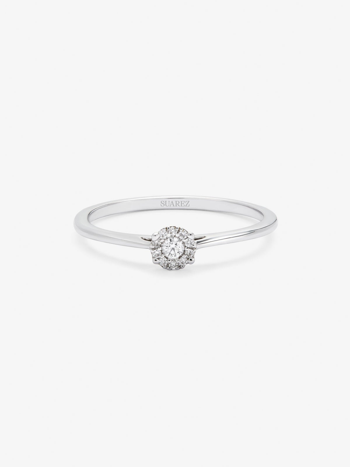 Anillo de oro blanco de 18K con 11 diamantes en talla brillante con un total de 0,06 cts