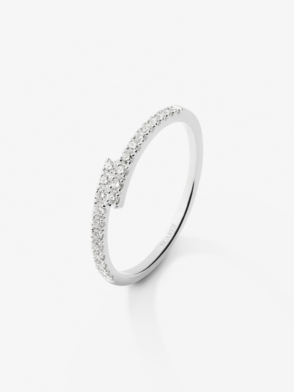 Anillo tú y yo de oro blanco 18K con 22 diamantes en talla brillante con un total de 0,18 cts