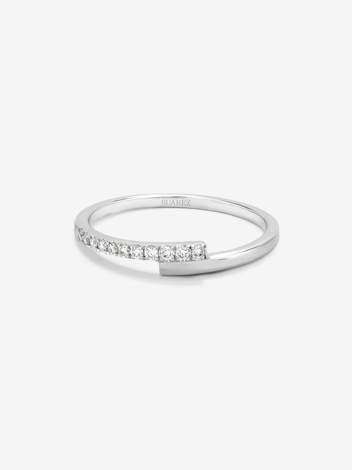 Anillo tú y yo de oro blanco de 18K con 11 diamantes en talla brillante con un total de 0,1 cts