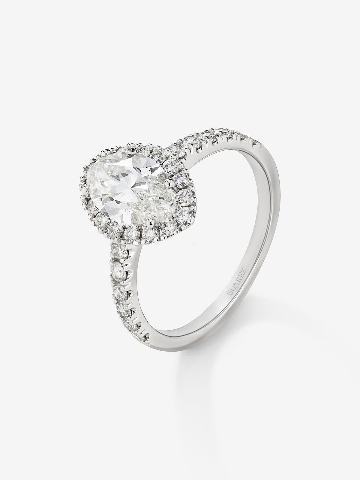 18K white gold ring with a marquise-cut diamond totaling 0.40 cts